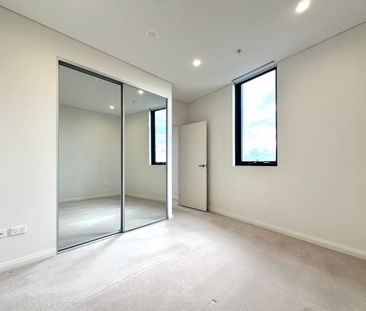 One Bedroom Apartment with sweeping views For Lease - Photo 6