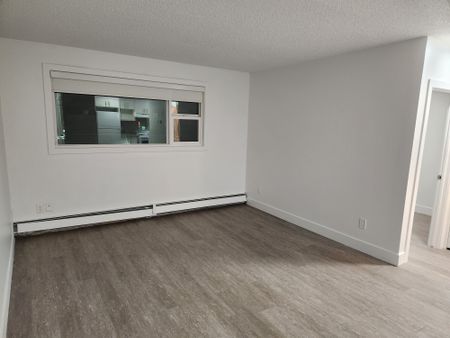 Rosario Apartments - Photo 3