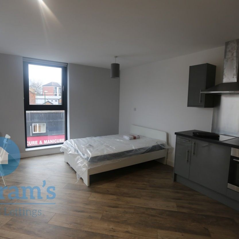 1 bed Studio for Rent - Photo 1