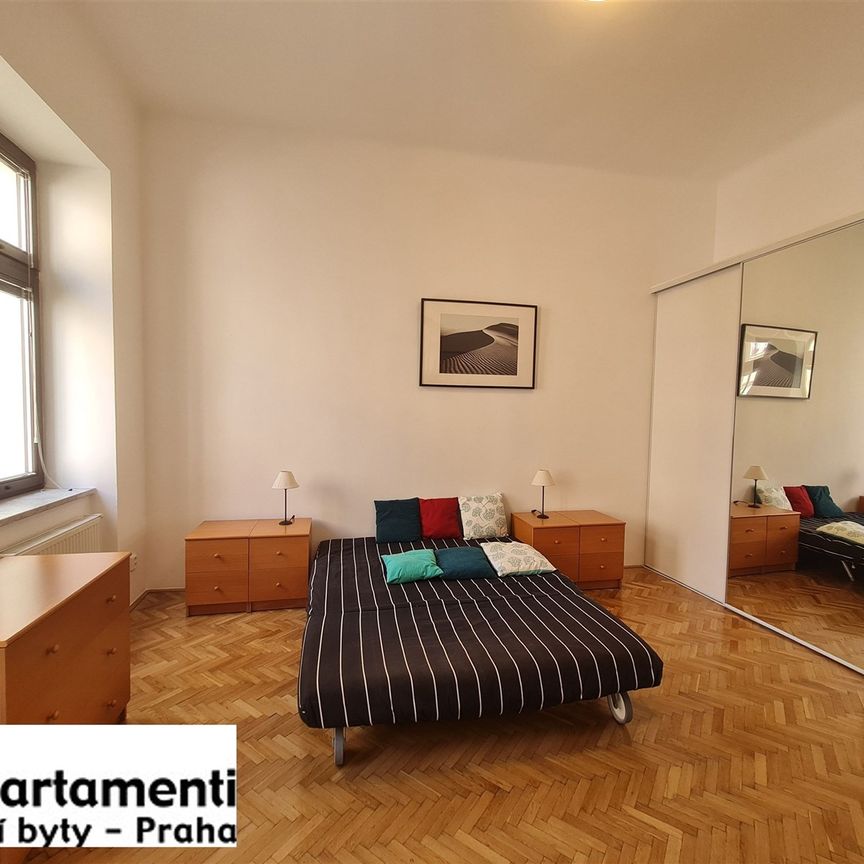 Pronájem bytu 2+kk 71 m², Štěpánská 611, Praha - Photo 1