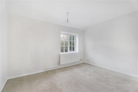 A 2 bedroom semi-detached house situated within Wendover. - Photo 2