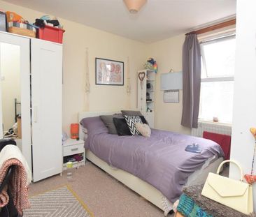3 bedroom terraced house to rent - Photo 6