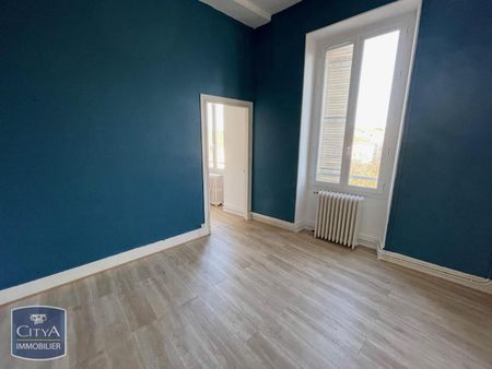 Location Appartement 4 pièces 88m² PERIGUEUX 24000 - Photo 4