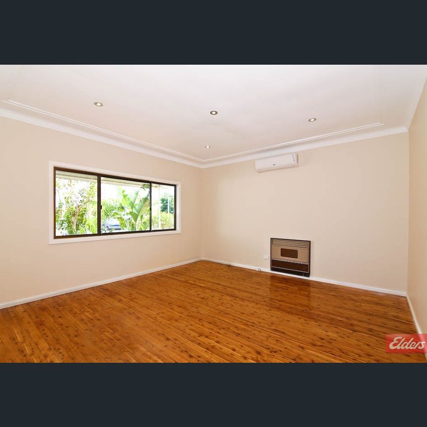 Affordable Three Bedroom Home! - Photo 1