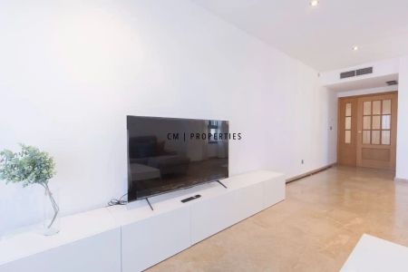 Piso de alquiler en Luis Bolinches Compañ Esc, Penya - Roja - Avda. Francia - Photo 2