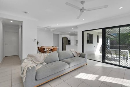 Modern Family Home - Media Room - Solar - Side Access - Photo 4