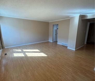 Upland Street 2131 - D60 - 1 - Photo 6