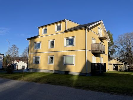 Rymlig vindsetta i Sund - Foto 2