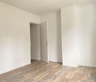 Location Maison 4 pièces 101m² ELBEUF 76500 - Photo 3