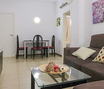 Newly renovated and furnished 2 minutes from Sagrada Familia. - Photo 1
