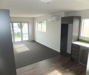 1/48 Brockworth Place, Riccarton, Christchurch City - Modern Townho... - Photo 4