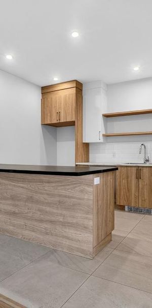 LUXUEUX 4 1 /2 À LOUER À MONTRÉAL - Photo 1
