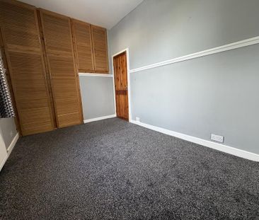 2 bedroom house to rent - Photo 2