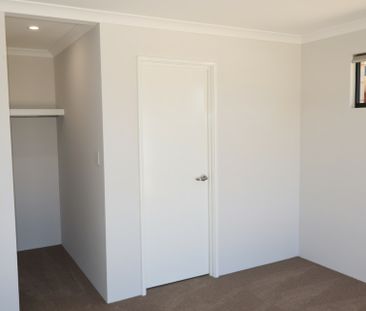 Brand New Four Bedroom Dual Living Property - Photo 3
