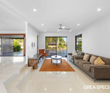 Waterfront Home – Partially Furnished - Photo 2