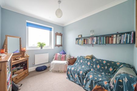 4 bedroom detached house to rent - Photo 3