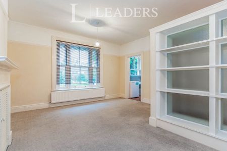 2 bedroom flat to rent Blackborough Road, Reigate, RH2 - Photo 5