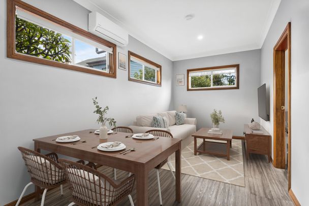 Cozy coastal hideaway - Photo 1