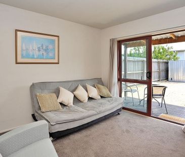 Warm 1BR Home in Bryndwr w/Deck - Photo 6