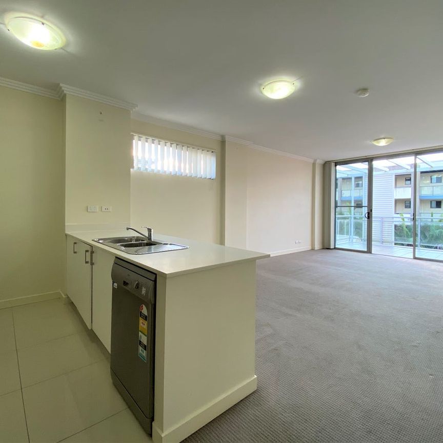 ULTRA CONVENIENT & SUPER SPACIOUS - Photo 1