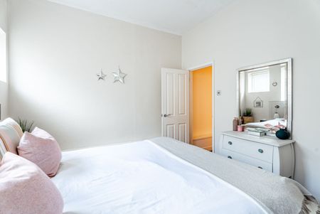 Available furnished from 05/01/2026 - Photo 2