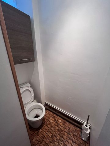 Location Appartement 1 pièce 50m² - Photo 2
