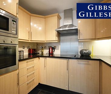 2 Bedroom Flat/Apartment to rent - Photo 5