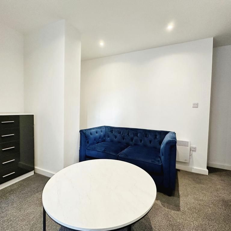 1 bedroom flat to rent - Photo 1