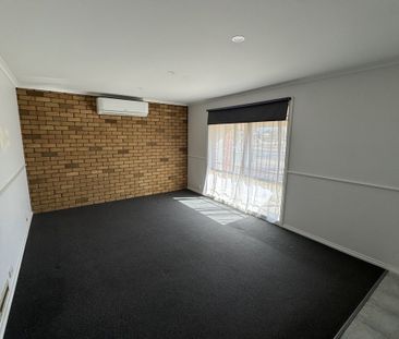 Low Maintenance 3 Bedroom Home - Photo 1