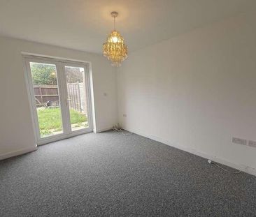 Molyneux Square, Hampton Vale, PE7 - Photo 2