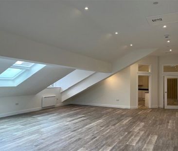 2 bedroom apartment to rent - Photo 2