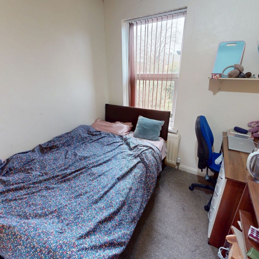 Gleave Road Birmingham - Photo 1