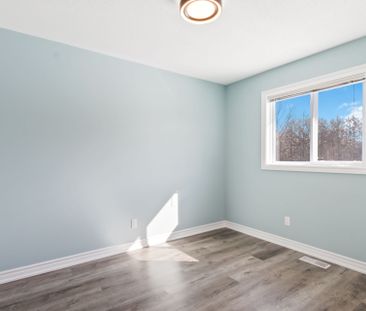 For Lease - 33 BIRCHWOOD Court, Meaford, Ontario - Photo 2