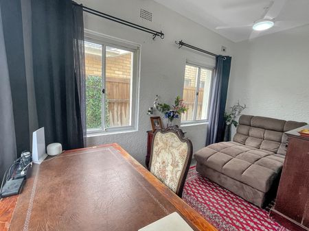 23 Sydney Avenue, Umina Beach NSW 2257 - House For Rent | Domain - Photo 4