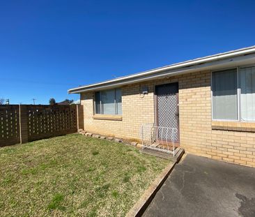 Home For Rent - Photo 4
