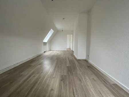 Demnächst frei! 3-Zimmer-Wohnung in Wilhelmshaven Fedderwardergroden - Photo 2