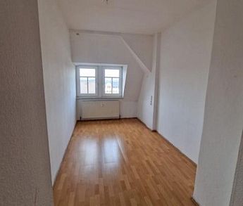 4 Zimmer Dachgeschosswohnung mit großem Bad - Foto 5