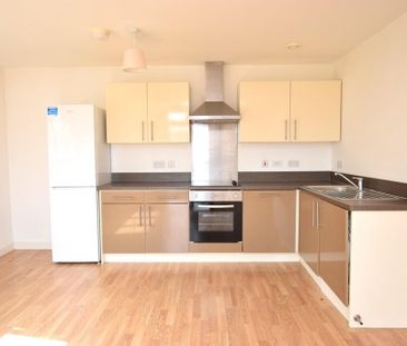 2 bedroom apartment to rent - Photo 3