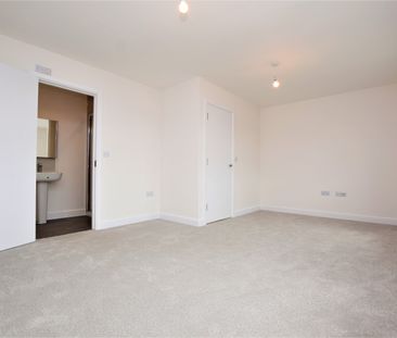 Woodbridge Road, Rushmere St. Andrew, Ipswich, IP5 1BQ - Photo 4