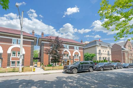 28 Balmoral Ave. - Photo 3