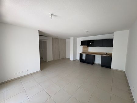 Location Appartement 3 pièces 62m² AGDE 34300 - Photo 3