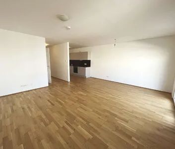 Q11 Leben in Simmering - Großzügige 2-Zimmer-Wohnung mit Terrasse und Deckenkühlung! - Photo 2