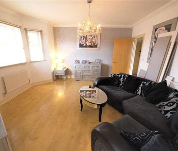 The Courtyard, Brentwood, CM15 - Photo 2