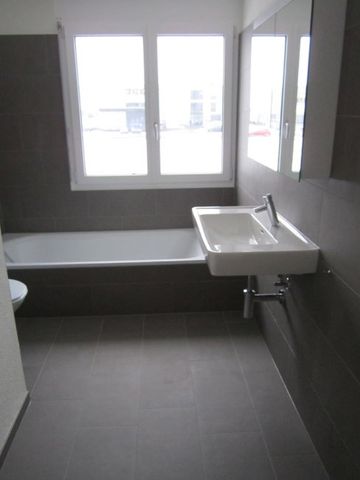 3.5 Zimmer, 93 m², 1. Stock - Photo 3