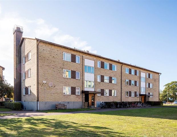 Hyvelvägen 6 - Photo 1