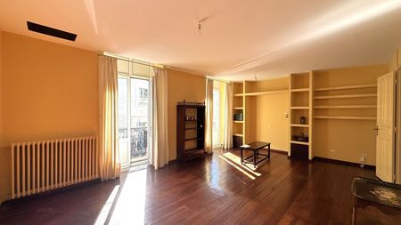 Alquiler de piso en Calle do Teatro - Photo 5