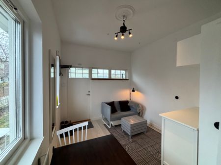 Midvintervägen, Skogås - Foto 3