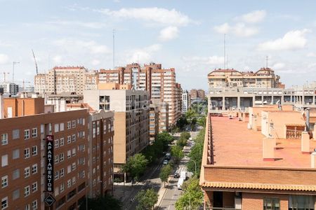 València, Valencian Community 46013 - Photo 2