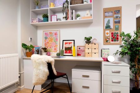 Medium Standard Double Ensuite - Photo 4