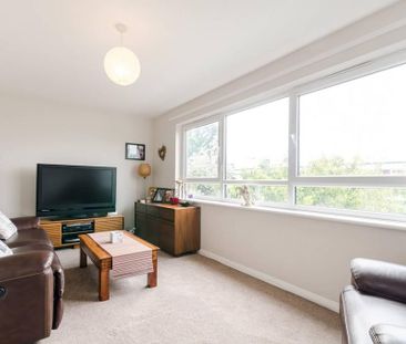 2 bedroom maisonette to rent - Photo 3